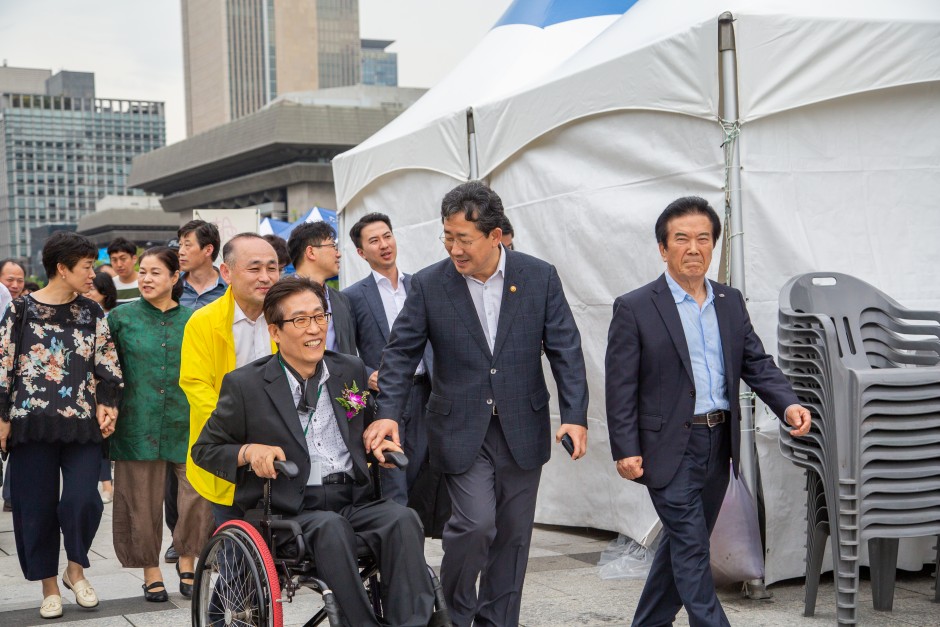 2019 장애인문화예술축제 A+ Festival를 관람중인 사진